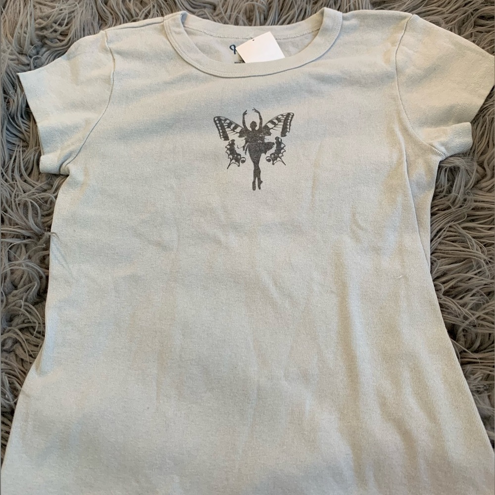 Brandy Melville new with tags graphic T-shirt